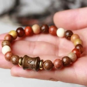 Wooden beads bracelet